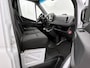 Mercedes-Benz Sprinter 319 1.9 CDI L2H1 Pro Stoelverwarming 3500kg trekhaak Distronic Navigatie BPM vrij