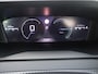 Peugeot 2008 SUV Allure Mild Hybride 145PK e-DCS6 Automaat, Rijklaarprijs, Navigatie 360 Camera Adaptieve Cruise Control DAB+ LED