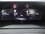Peugeot 2008 SUV Allure Mild Hybride 145PK e-DCS6 Automaat, Rijklaarprijs, Navigatie 360 Camera Adaptieve Cruise Control DAB+ LED