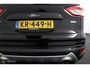 Ford Kuga 1.5 Titanium Styling Pack 4WD | Automaat | climate control | stoel verwarming | voorruit verwarming | Trekhaak | camera |