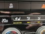 Volkswagen T-Roc 1.5 TSI Style Business Automaat Carplay Trekhaak Adaptive-cruise Navigatie