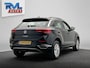 Volkswagen T-Roc 1.5 TSI Style Business Automaat Carplay Trekhaak Adaptive-cruise Navigatie