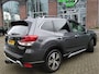 Subaru Forester 2.0i e-BOXER First Edition Panoramadak - Trekhaak - Leder - 18Inch LMV