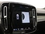 Volvo XC40 Recharge P8 AWD R-Design / Elektrische Trekhaak / 1500 KG Trekgewicht / Groot Glazendak / Stoel-stuurverwarming / Premium Harman Kardon / Historie Bekend / Nederlandse auto /