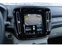 Volvo XC40 Plug-in Hybrid T4 Ultimate Bright | Trekhaak | Panoramadak | Adaptive Cruise control | Lederen Bekleding | Harman Kardon Audio | Stoel-/Stuurverwarming | Navigatie | Achteruitrijcamera | Parkeersensoren voor + achter | Apple Carplay / Android Auto |