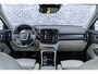 Volvo XC40 Plug-in Hybrid T4 Ultimate Bright | Trekhaak | Panoramadak | Adaptive Cruise control | Lederen Bekleding | Harman Kardon Audio | Stoel-/Stuurverwarming | Navigatie | Achteruitrijcamera | Parkeersensoren voor + achter | Apple Carplay / Android Auto |
