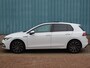 Volkswagen Golf Style 1.5 TSI 130pk H6 | SCHUIF/KANTELDAK | AGR-STOEL | STOELVERW. | CAMERA | TREKHAAK | CLIMA | NAVI | APPLE CARPLAY / ANDROID AUTO | KEYLESS START | MASSAGE | DAB+ | + WINTERSET |