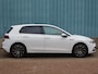 Volkswagen Golf Style 1.5 TSI 130pk H6 | SCHUIF/KANTELDAK | AGR-STOEL | STOELVERW. | CAMERA | TREKHAAK | CLIMA | NAVI | APPLE CARPLAY / ANDROID AUTO | KEYLESS START | MASSAGE | DAB+ | + WINTERSET |
