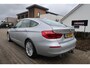 BMW 3-Serie Gran Turismo 320i Aut PANORAMADAK|TREKHAAK|HEAD-UP|360CAMERA|KEYLESS|ADAPTIVE CRUISECONTROL|DEALER ONDERHOUDEN