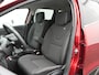 Renault Clio Estate TCe 120 Limited - RIJKLAARPRIJS - 120 PK - 4 cilinder motor - Cruise Control - DAB - Lichtmetalen Velgen