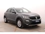 Volkswagen T-Roc 1.5 TSI Style | Automaat | Adaptive cruise | Stoelverwarming | CarPlay | Camera | Afneembare trekhaak