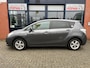 Toyota Verso 1.8 VVT-i 147pk Dynamic / Trekhaak / Keyless / Cruise / Stoelverw. voor / LET OP FOTO's ACHTERBUMPER / Origineel NL