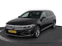 Volkswagen Passat Variant GTE 1.4 TSI 218 PK PHEV Highline - Virtual Cockpit - LED Matrix IQ - dynaudio speakers - Navigatie Pro - Zwarte hemel - DSG - Adaptieve Cruise control -
