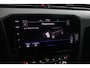 Volkswagen Passat Variant GTE 1.4 TSI 218 PK PHEV Highline - Virtual Cockpit - LED Matrix IQ - dynaudio speakers - Navigatie Pro - Zwarte hemel - DSG - Adaptieve Cruise control -