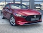 Mazda 3 2.0 e-SkyActiv-G 122 M Hybrid Comfort NAVI | ACHTERUITRIJCAMERA | APPLE CARPLAY | WINTERPAKKET | BOSE PARKEERSENSOREN VOOR +ACHTER | 16 INCH LMV