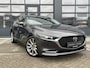 Mazda 3 2.0 e-SkyActiv-X M Hybrid 186 Luxury NAVI | ACHTERUITRIJCAMERA | 18 INCH LMV | WINTERPAKKET | LEDER INTERIEUR | APPLE CARPLAY / ANDROID AUTO | DAB | LED