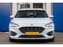 Ford Focus Wagon 1.0 EcoBoost Hybrid ST Line X Business | Trekhaak | Apple Carplay/Android Auto | Stoel/Stuur Verwarming | Achteruitrijcamera | Parkeersenoren Voor/Achter | | Achteruitrijcamera | Apple Carplay/Android Auto|telefoonintegratie premium | Cruise control