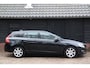 Volvo V60 2.0 D3 Momentum 5 Cilinder/Elek-Dak/Parkeersensor/Navigatie