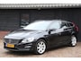 Volvo V60 2.0 D3 Momentum 5 Cilinder/Elek-Dak/Parkeersensor/Navigatie