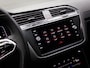 Volkswagen Tiguan 1.4 TSI eHybrid R-Line Business+ (IQ-LIGHT, SFEERVERLICHTING, PANORAMADAK, ADAPTIVE CRUISE, APPLE CARPLAY, PDC)