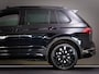 Volkswagen Tiguan 1.4 TSI eHybrid R-Line Business+ (IQ-LIGHT, SFEERVERLICHTING, PANORAMADAK, ADAPTIVE CRUISE, APPLE CARPLAY, PDC)