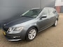 Skoda Octavia Combi 1.0 TSI Business/Automaat/ carplay/Navi/Airco/parkeer sensoren