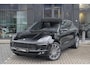 Porsche Macan 3.0 S V6 340pk Panoramadak Sport chrono 21" LMV Facelift lampen Alcantara Elektrische achterklep