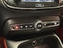 Volvo XC40 1.5 T3 R-DESIGN AUTOMAAT 360 CAMERA LEDER ALCANTARA NAVIGATIE CRUISE CONTROL STOEL EN STUUR VERWARMING KEYLESS GO APPLE CARPLAY/ANDROID RIJSTROOKSENSOREN ZEER MOOI !! Brgl