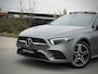 Mercedes-Benz A-klasse 250 e Limousine AMG Panoramadak|Stoelventilatie|Camera 360°|Head-up|Leer|Multibeam|Sfeerverlichting