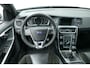 Volvo V60 1.6 T3 R-Design. Half Leer, StoelVerw, Navi, 18"LMV, PDC V+A, Haak 1600kg