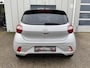 Hyundai i10 1.2 MPI 85PK / Clima / Navi / Cruise / Carplay / Stuur en stoelverw. / Camera / PDC / LMV