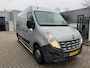 Renault Master T35 2.3 dCi L2H2 Eco DC automaat, airco, cruise control, trekhaak 2 x schuifdeur, navigatie, rijd perfect nwe apk