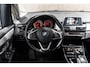 BMW 2-Serie Active Tourer 220i Leder PDC Automaat Stoelverwarming