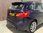 BMW 2-Serie Active Tourer 220i Leder PDC Automaat Stoelverwarming