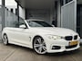 BMW 4-Serie Cabrio 428i M Sport | HEAD-UP DISPLAY | CAMERA | LEDER | NAVI | CARPLAY | LMV 19'' | NEK/STOEL/STUURVERWARMING | PDC V+A | KEYLESS | CRUISE CONTROL | CLIMATE CONTROL | BLUETOOTH