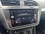 Volkswagen Tiguan 2.0 TDI Camera ACC Lane Trekhaak NETTO