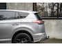 Toyota RAV4 2.5 Hybrid Black Edition 1e eig Trekhaak Panorama