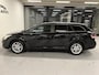 Toyota Avensis Wagon 1.8 VVTi Business CLIMA/TREKHAAK/LEER/WINTERSET