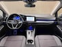 Volkswagen Golf 2.0 TDI DSG ACTIVE IQ LIGHT ACC LED PANO CAMERA PARKEERSENSOREN VOOR EN ACHTER STUURVERWARMING STOELVERWARMING