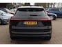 Audi E-tron e-tron 50 quattro Launch edition Black 71 kWh S-line / SoH 92.1% / Trekhaak / Panoramadak / 20'' / Luchtvering / ACC / Navigatie / Stoelverwarming