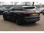 Audi E-tron e-tron 50 quattro Launch edition Black 71 kWh S-line / SoH 92.1% / Trekhaak / Panoramadak / 20'' / Luchtvering / ACC / Navigatie / Stoelverwarming