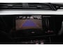 Audi E-tron e-tron 50 quattro Launch edition Black 71 kWh S-line / SoH 92.1% / Trekhaak / Panoramadak / 20'' / Luchtvering / ACC / Navigatie / Stoelverwarming