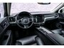 Volvo V60 2.0 B3 Inscription | Achteruitrijcamera | Parkeersensoren | Trekhaak | Lederen Bekleding | BLIS | Cruise Control Adaptief | Lichtmetalen Velgen 18 inch | Keyless Entry | Stoelverwarming