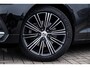 Volvo V60 2.0 B3 Inscription | Achteruitrijcamera | Parkeersensoren | Trekhaak | Lederen Bekleding | BLIS | Cruise Control Adaptief | Lichtmetalen Velgen 18 inch | Keyless Entry | Stoelverwarming