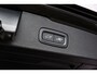 Volvo V60 2.0 B3 Inscription | Achteruitrijcamera | Parkeersensoren | Trekhaak | Lederen Bekleding | BLIS | Cruise Control Adaptief | Lichtmetalen Velgen 18 inch | Keyless Entry | Stoelverwarming