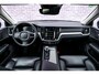 Volvo V60 2.0 B3 Inscription | Achteruitrijcamera | Parkeersensoren | Trekhaak | Lederen Bekleding | BLIS | Cruise Control Adaptief | Lichtmetalen Velgen 18 inch | Keyless Entry | Stoelverwarming