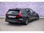Volvo V60 2.0 B3 Inscription | Achteruitrijcamera | Parkeersensoren | Trekhaak | Lederen Bekleding | BLIS | Cruise Control Adaptief | Lichtmetalen Velgen 18 inch | Keyless Entry | Stoelverwarming