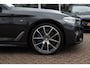 BMW 5-Serie 540i High Exe. M Sport / Trekhaak / Schuifdak / Camera / Leder / Keyless / 20'' / Stoelventilatie+Verwarming / Stuurverwarming / Dodehoek / DAB / ACC