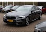 BMW 5-Serie 540i High Exe. M Sport / Trekhaak / Schuifdak / Camera / Leder / Keyless / 20'' / Stoelventilatie+Verwarming / Stuurverwarming / Dodehoek / DAB / ACC