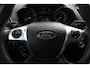 Ford Kuga 1.5 Titanium Styling Pack / NL Auto! / 1e Eign. / Trekhaak / Camera / Half leder / 18'' / Keyless / Stoelverwarming / Cruise Control